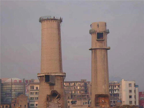 烟囱拆除